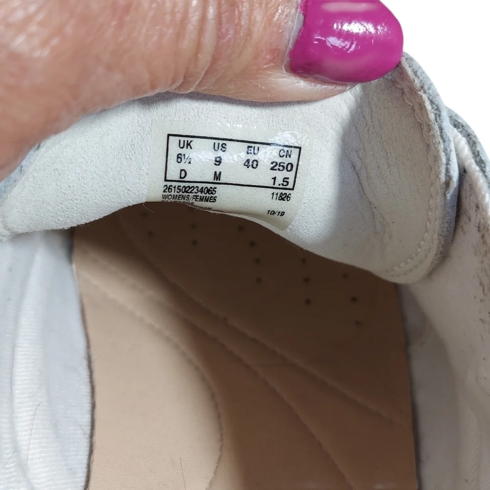 Clarks Off White/White Platform Oxford Lace Up Derby Shoes Leather Womens